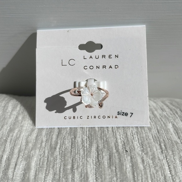 Lauren Conrad Cubic Zirconia Ring - Picture 1 of 2